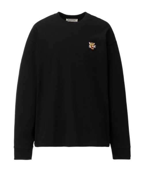 Long Sleeved Tee — футболка с длинным рукавом