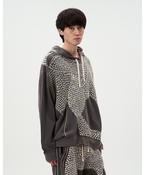 SASHIKO DAMAGE PULLOVER HOODIE — худи с декоративными повреждениями Sashiko