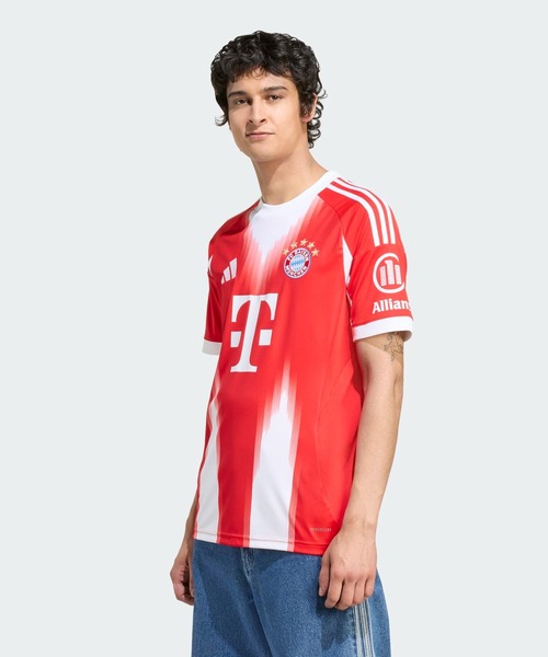 FC Bayern домашняя форма 25/26 — adidas