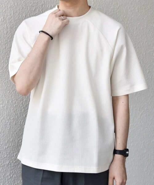 [WEB限定] SHIPS any: UV-кат SORONA(R)affle waffle raglan T‑shirt с легкой текстурой